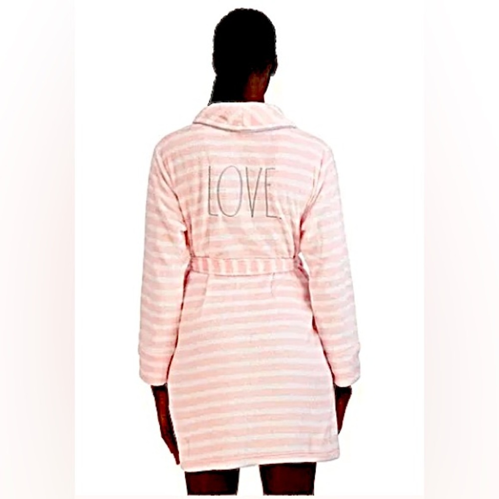 💕 Rae Dunn "Love" Soft Pink Striped Robe 💕